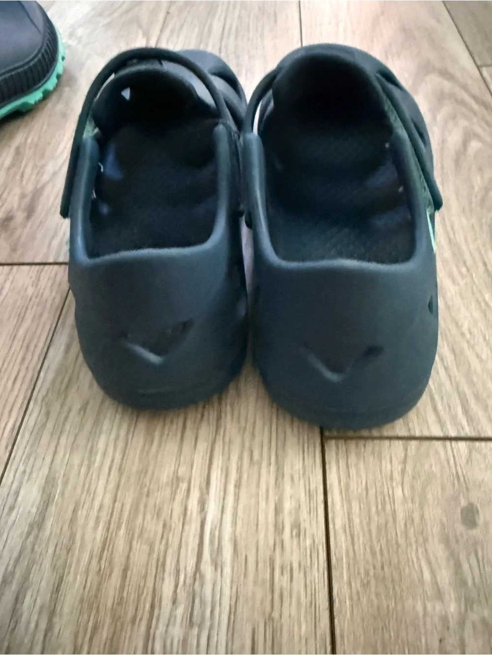 ten little Kids Black and Green Slide Sandals
